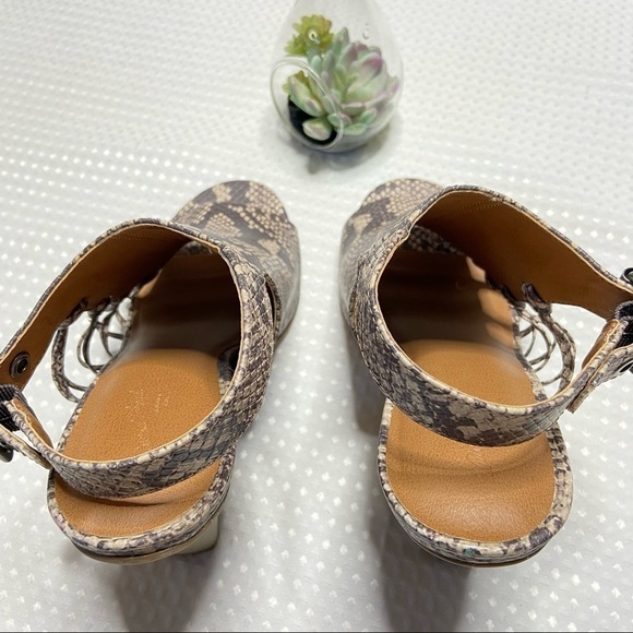 NWT UNIVERSAL THREAD - mary-Ann snake print cone heel open toe heels 7.5 - Picture 2 of 9